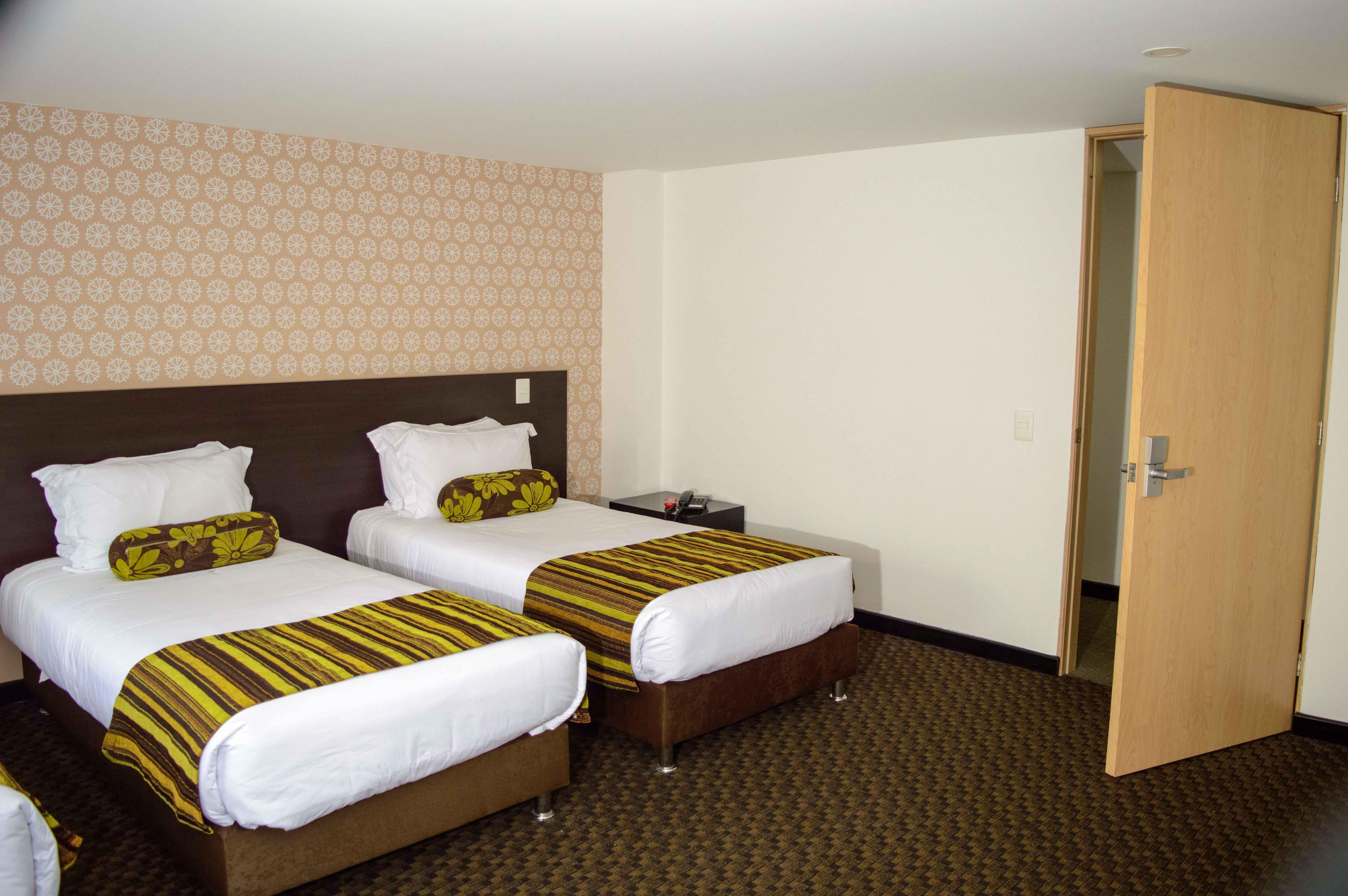 Hotel Castellana 95 Богота Экстерьер фото
