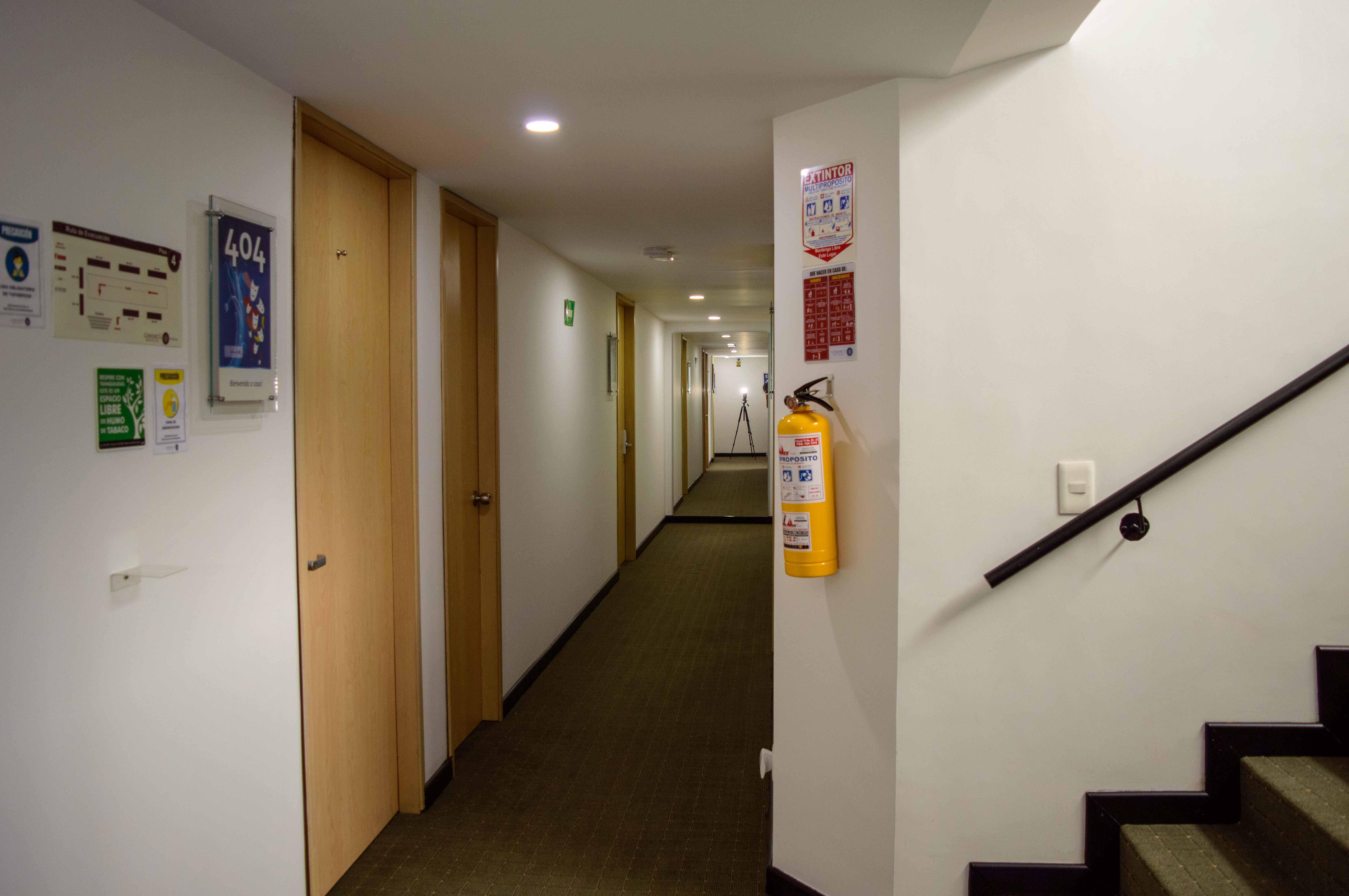 Hotel Castellana 95 Богота Экстерьер фото