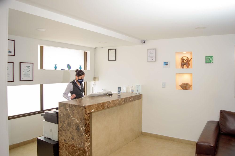 Hotel Castellana 95 Богота Экстерьер фото