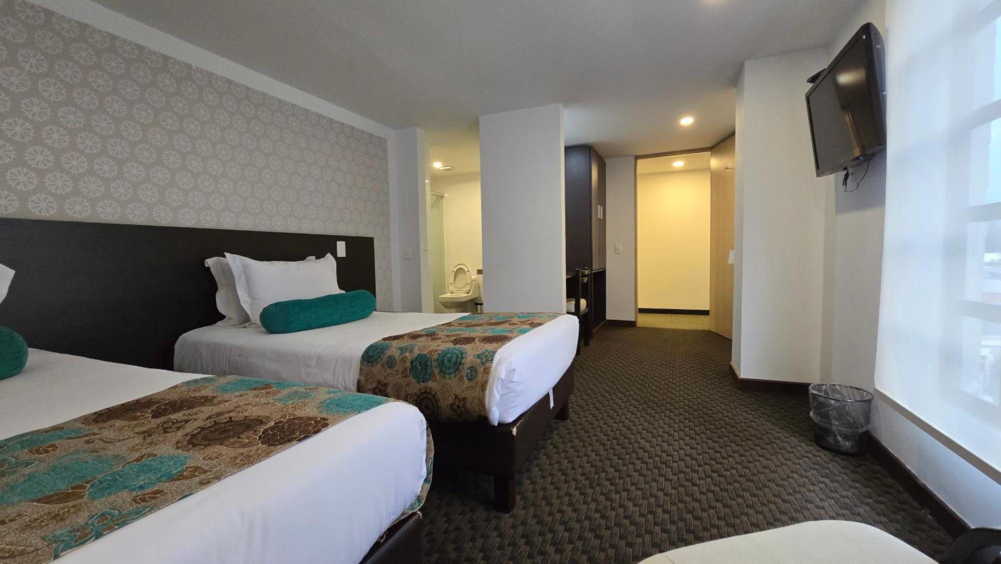 Hotel Castellana 95 Богота Экстерьер фото