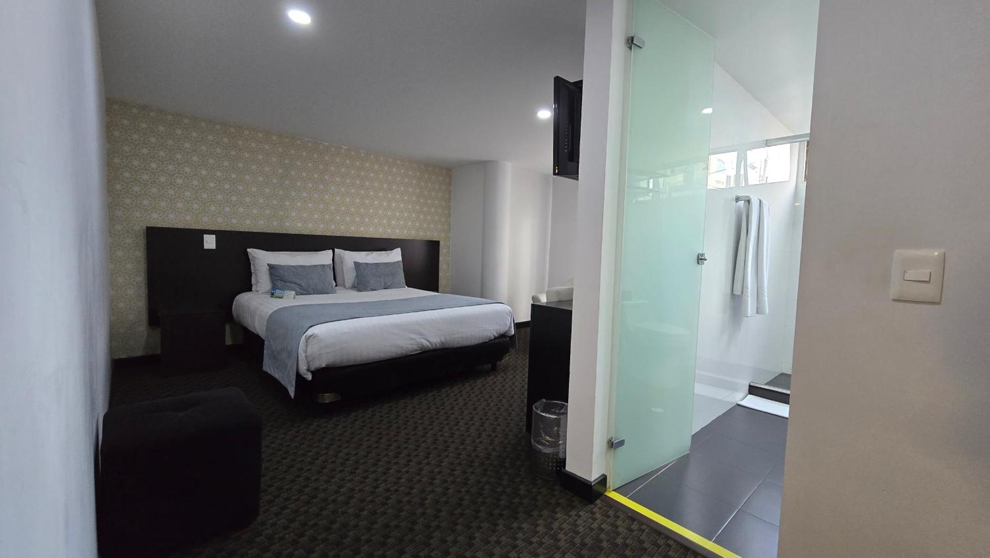 Hotel Castellana 95 Богота Экстерьер фото